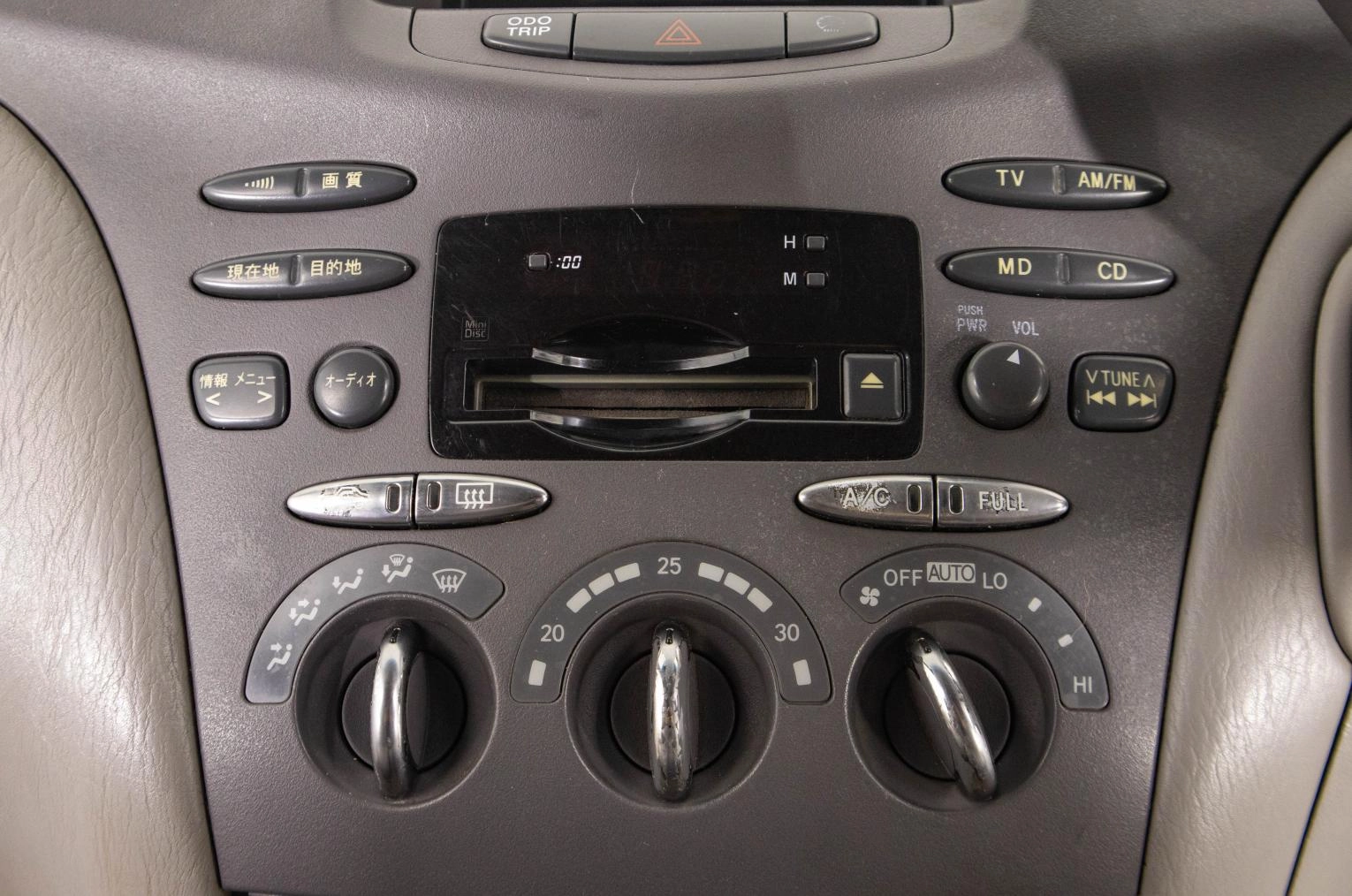 Toyota Prius 17 из 20