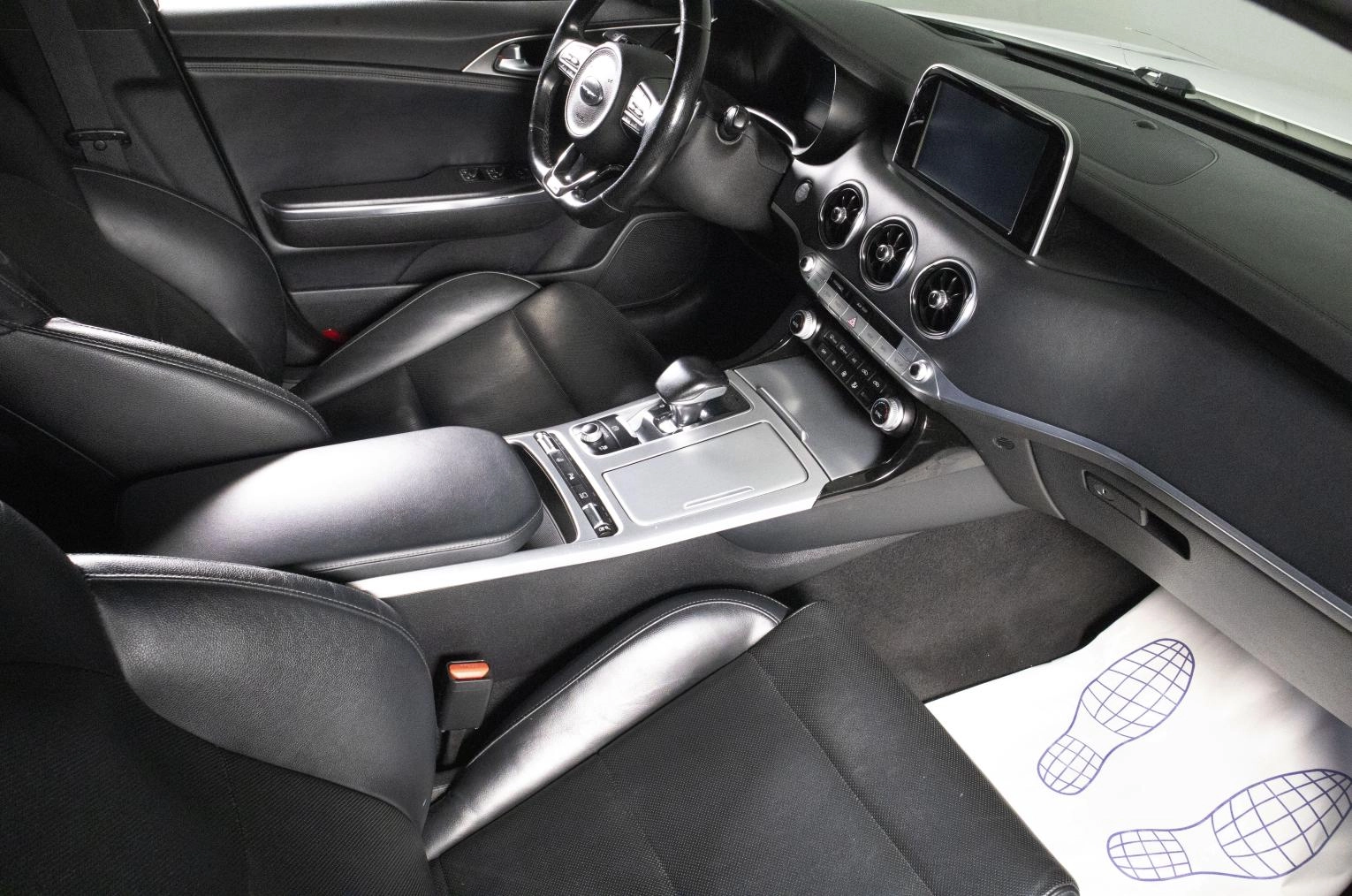 KIA Stinger 9 из 20