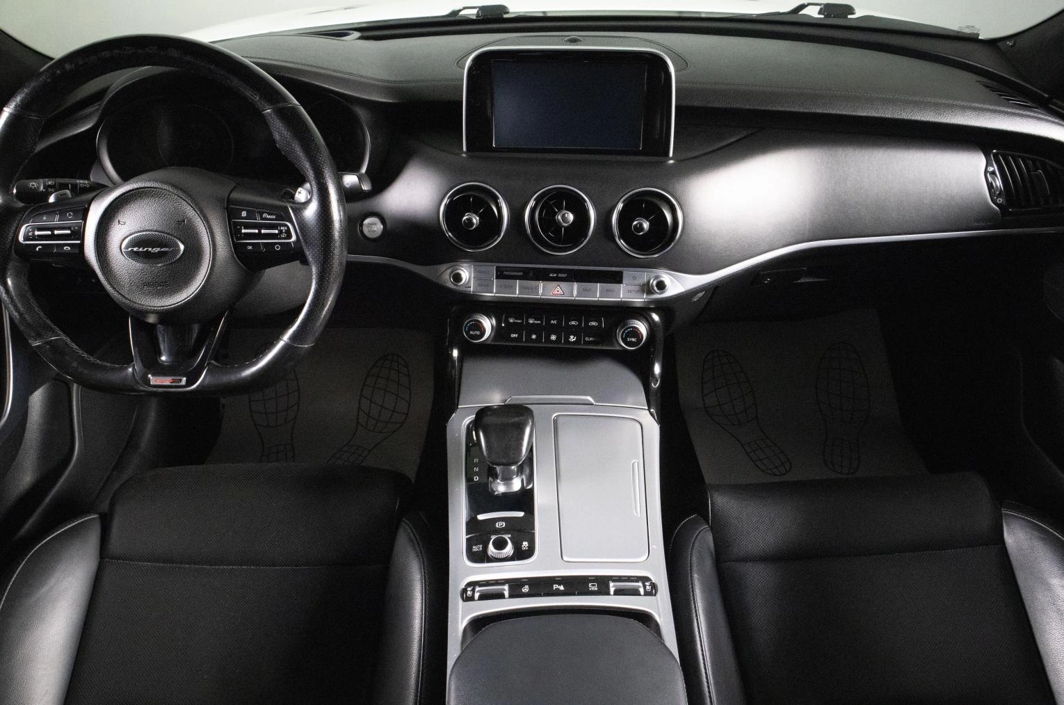 KIA Stinger 13 из 20