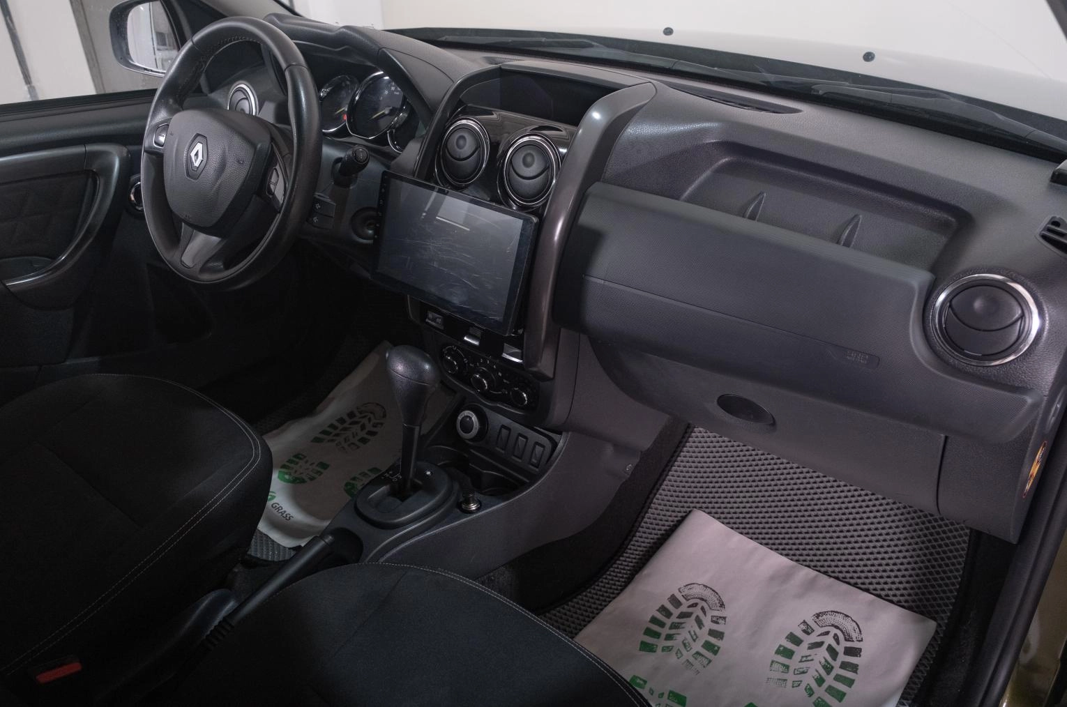 Renault Duster 12 из 18