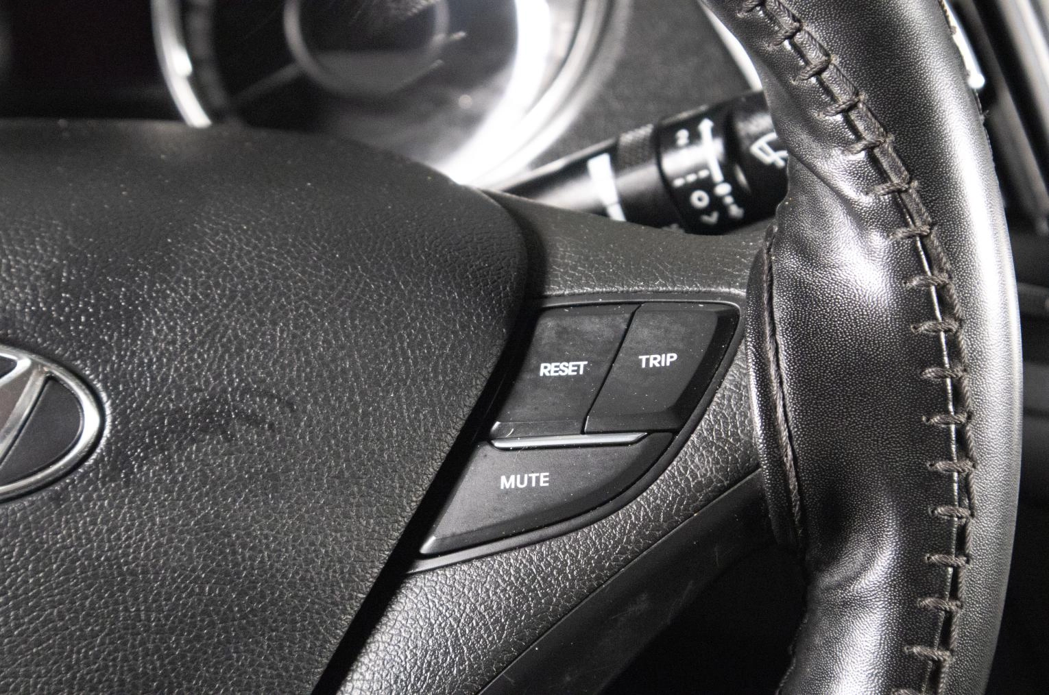 Hyundai Sonata 12 из 20