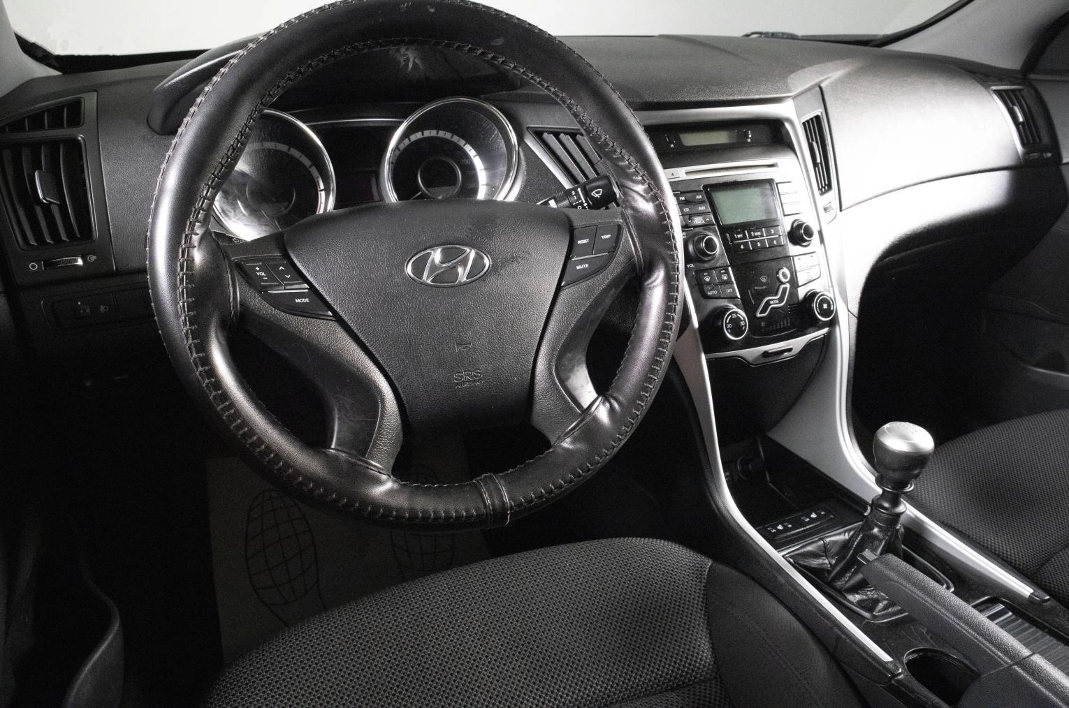 Hyundai Sonata 13 из 20