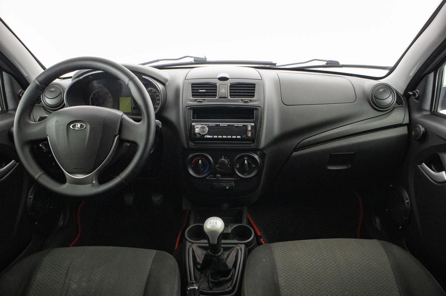 ВАЗ (LADA) Kalina 13 из 20