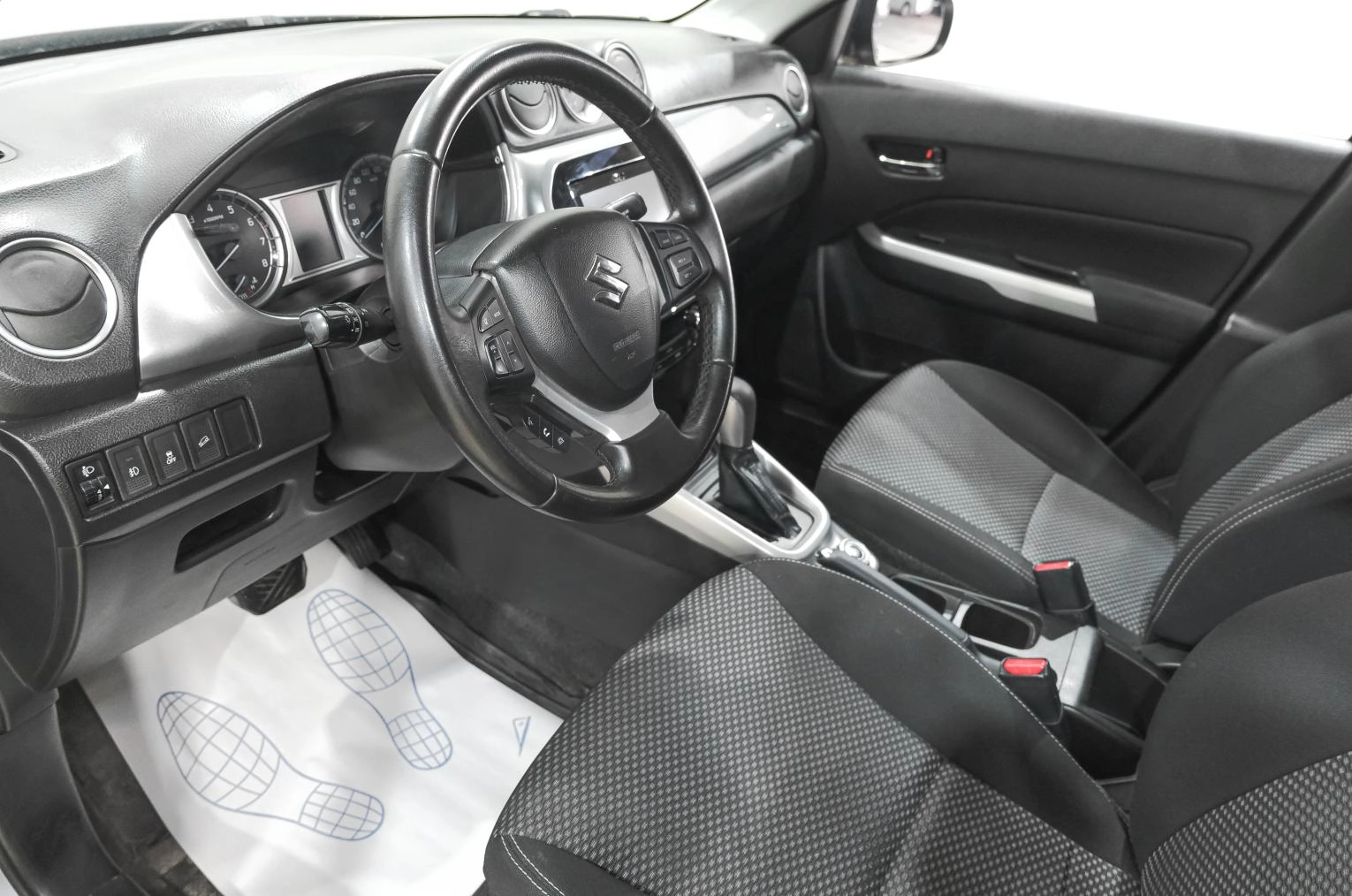 Suzuki Vitara 7 из 24