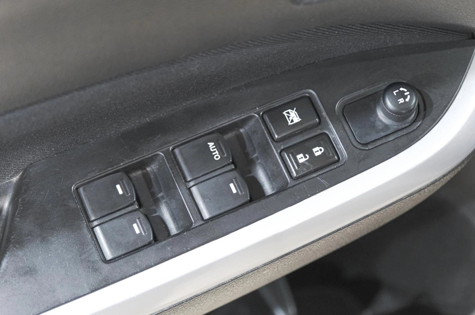 Suzuki Vitara 19 из 24