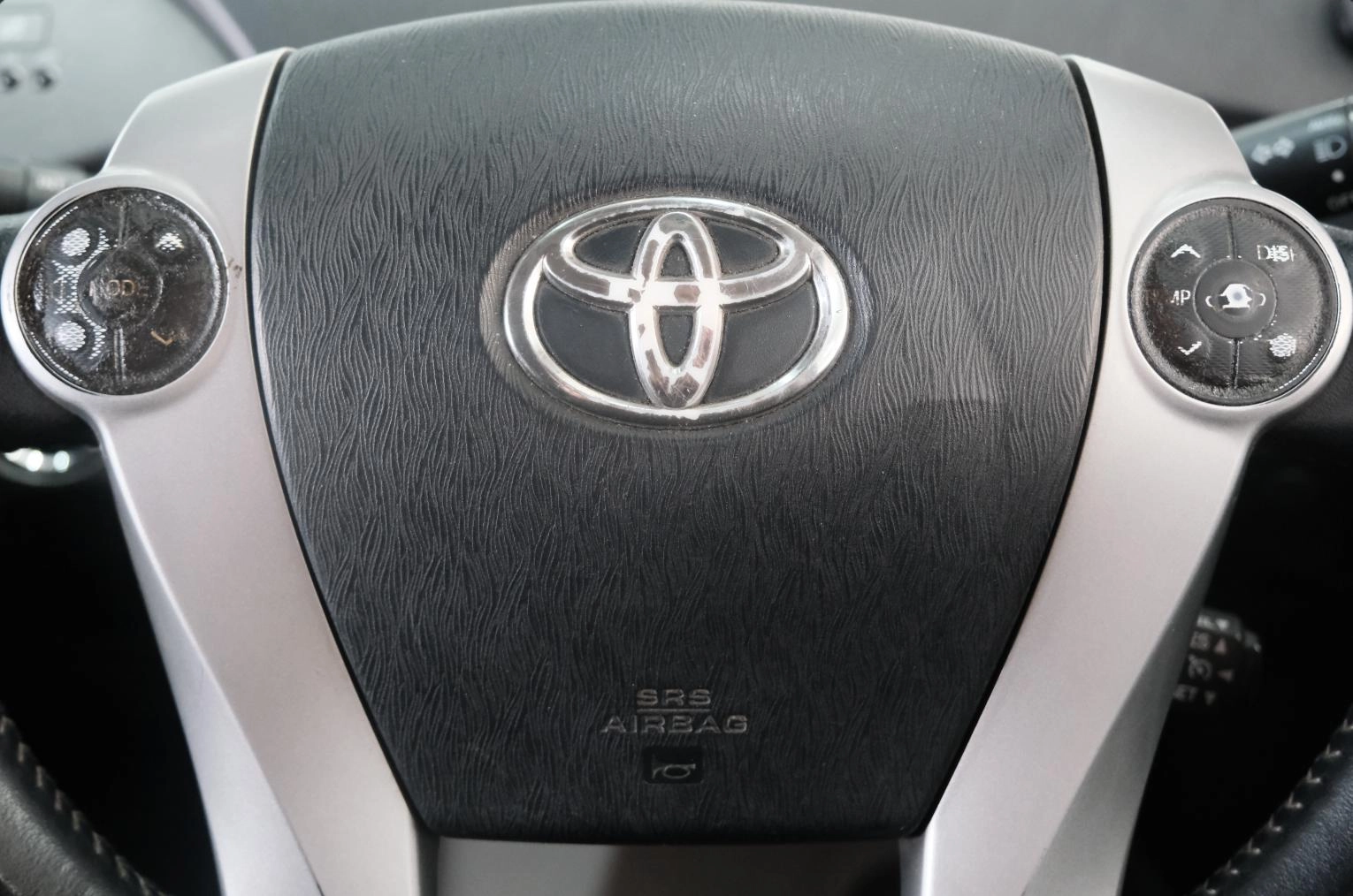 Toyota Prius 12 из 26
