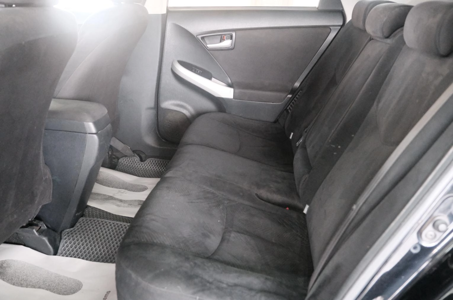 Toyota Prius 25 из 26