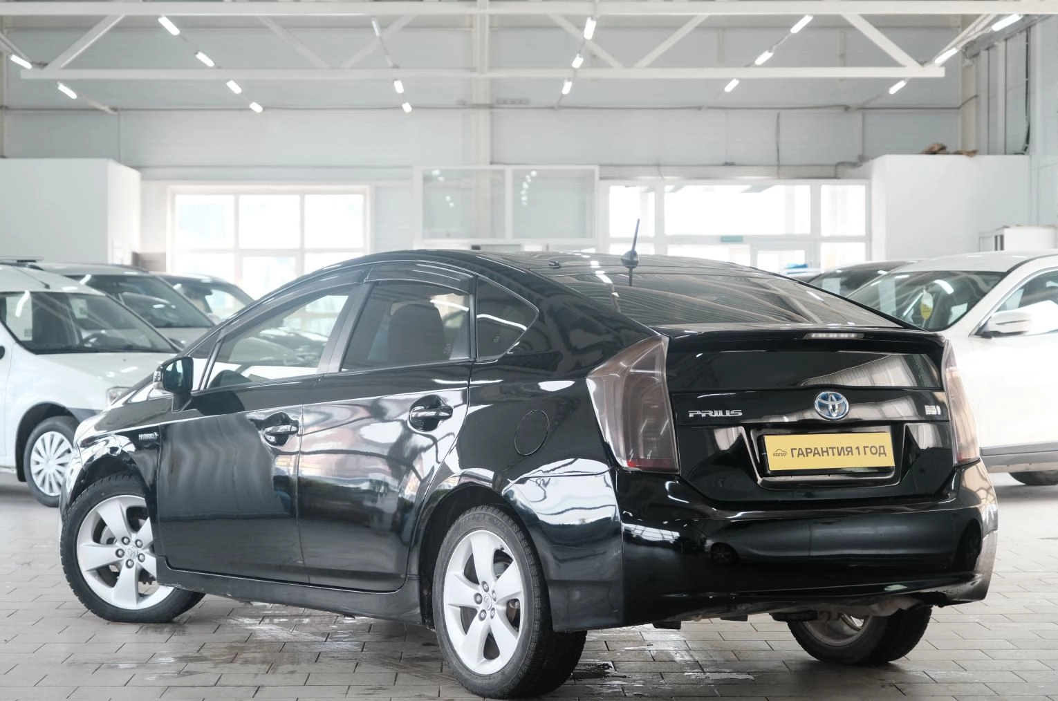 Toyota Prius 4 из 26