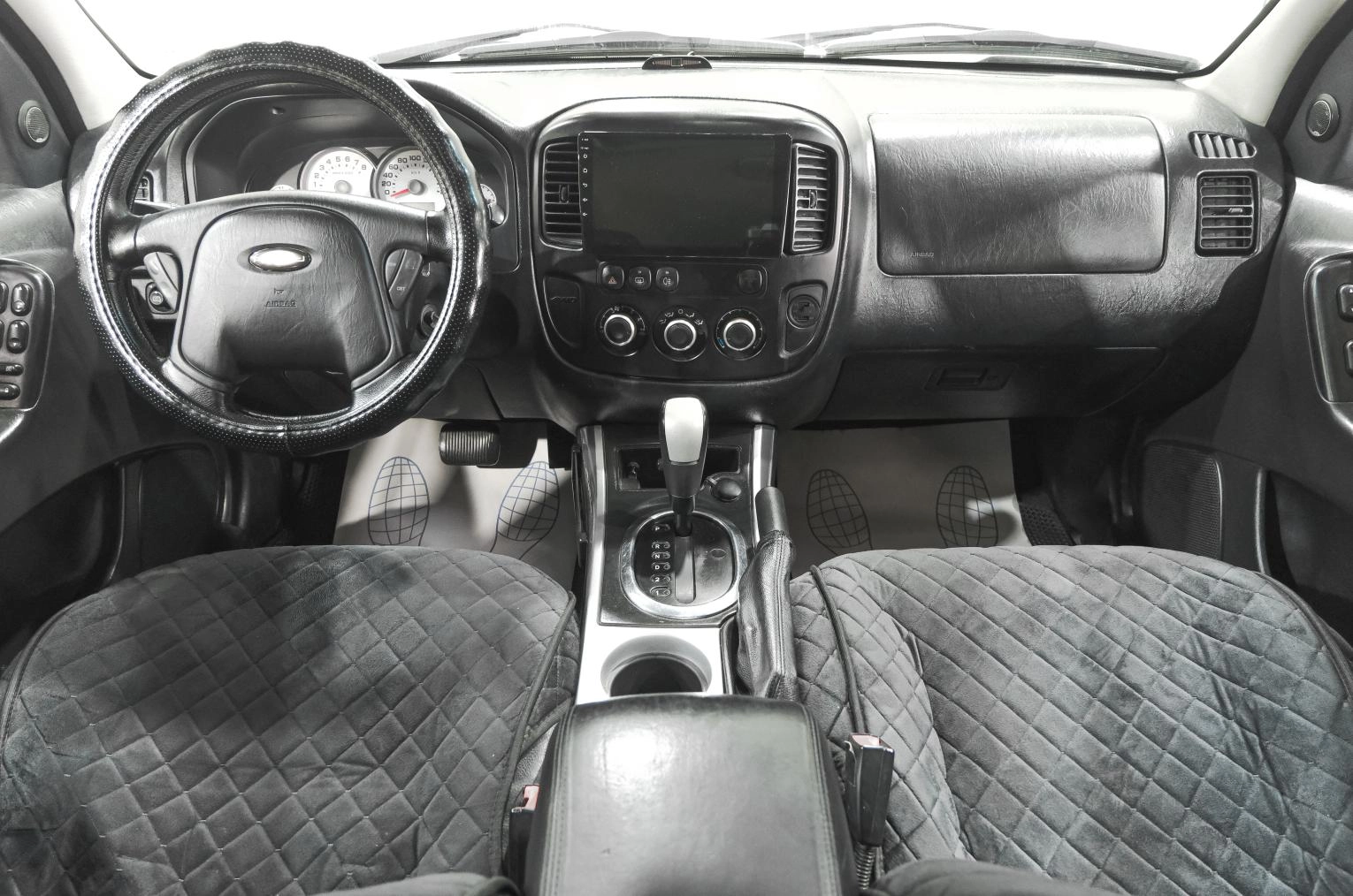 Ford Maverick 10 из 26