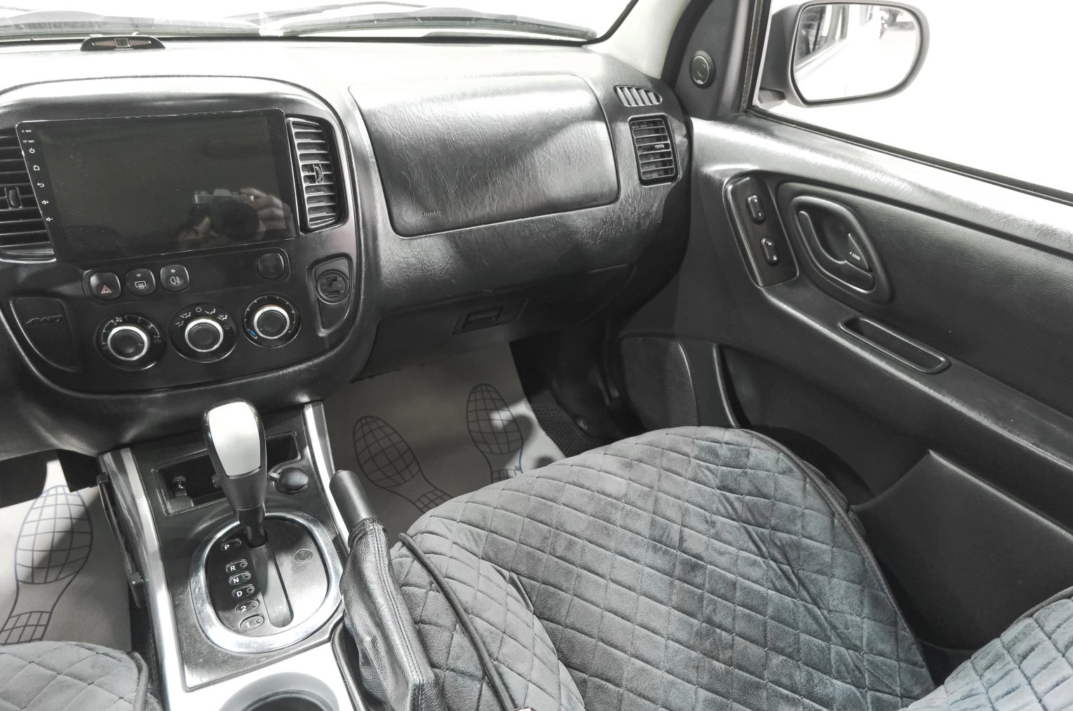 Ford Maverick 11 из 26