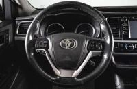 Toyota Highlander 13 из 24