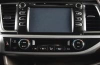 Toyota Highlander 17 из 24