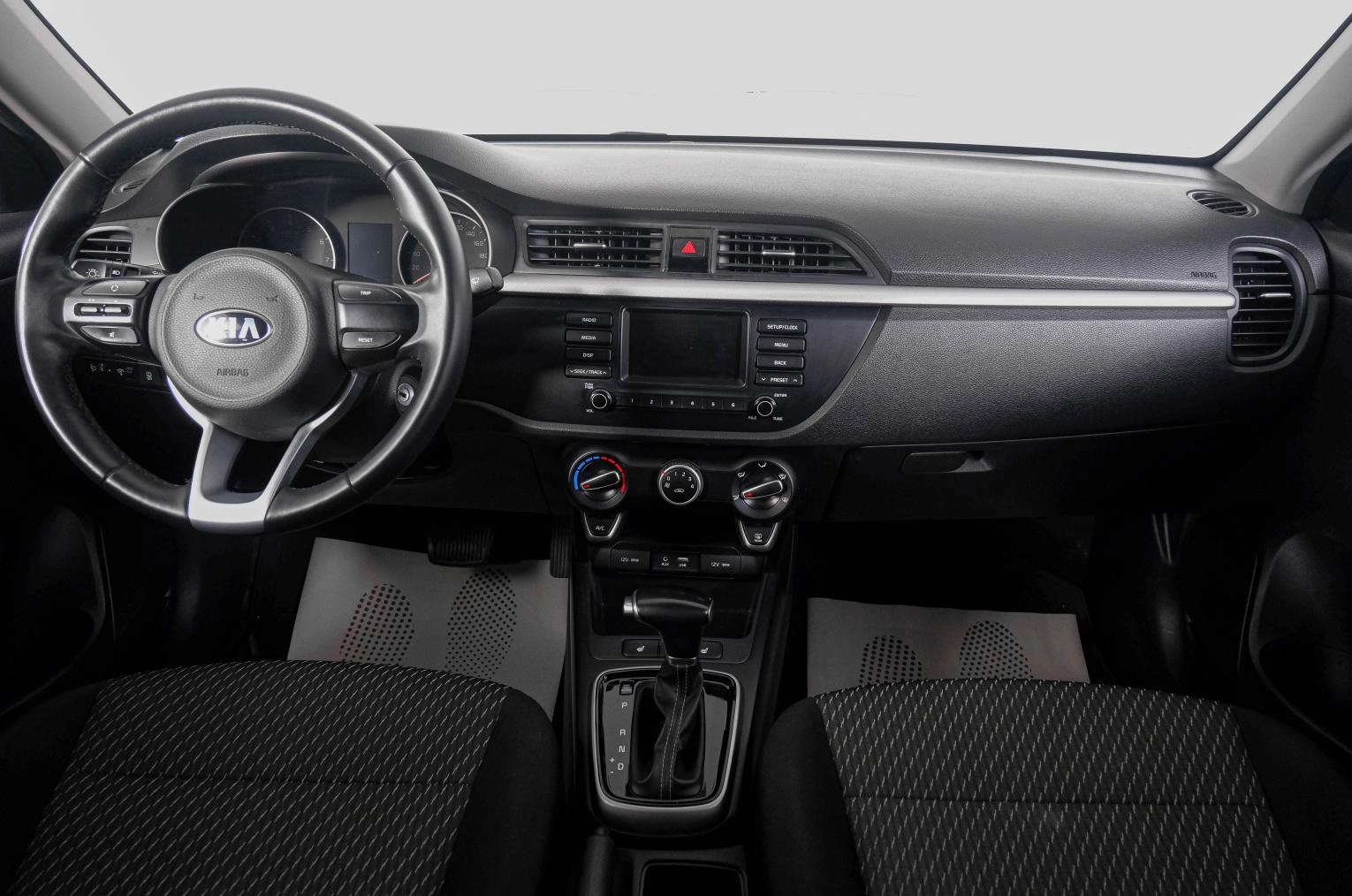 KIA Rio 13 из 22