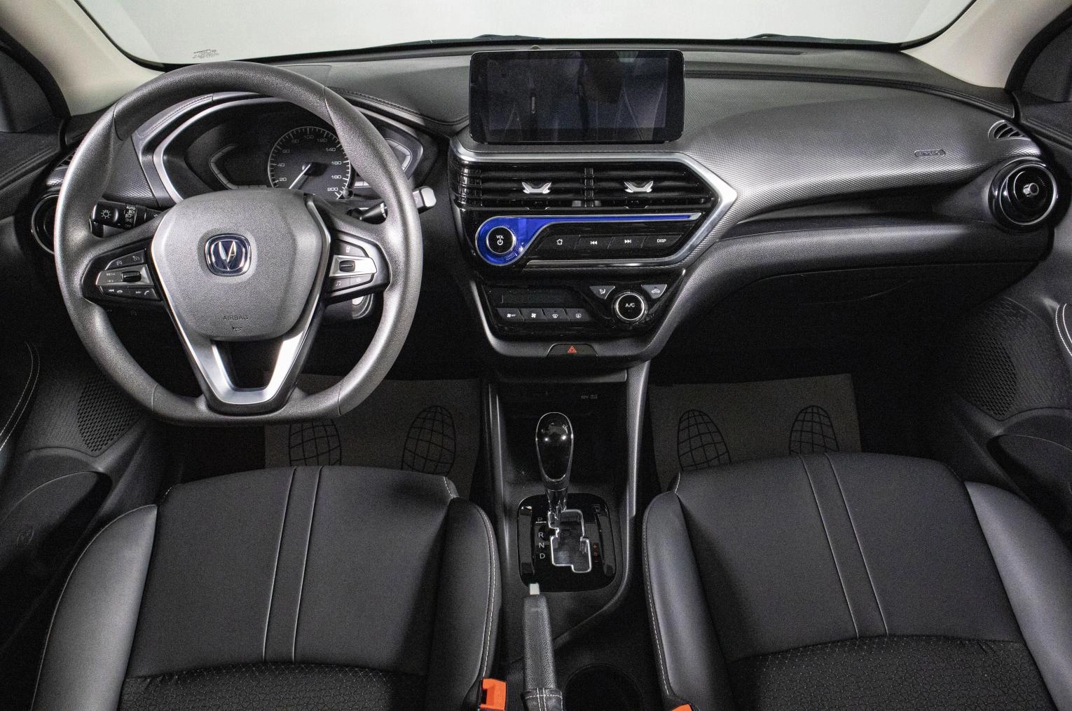 Changan Alsvin 14 из 21