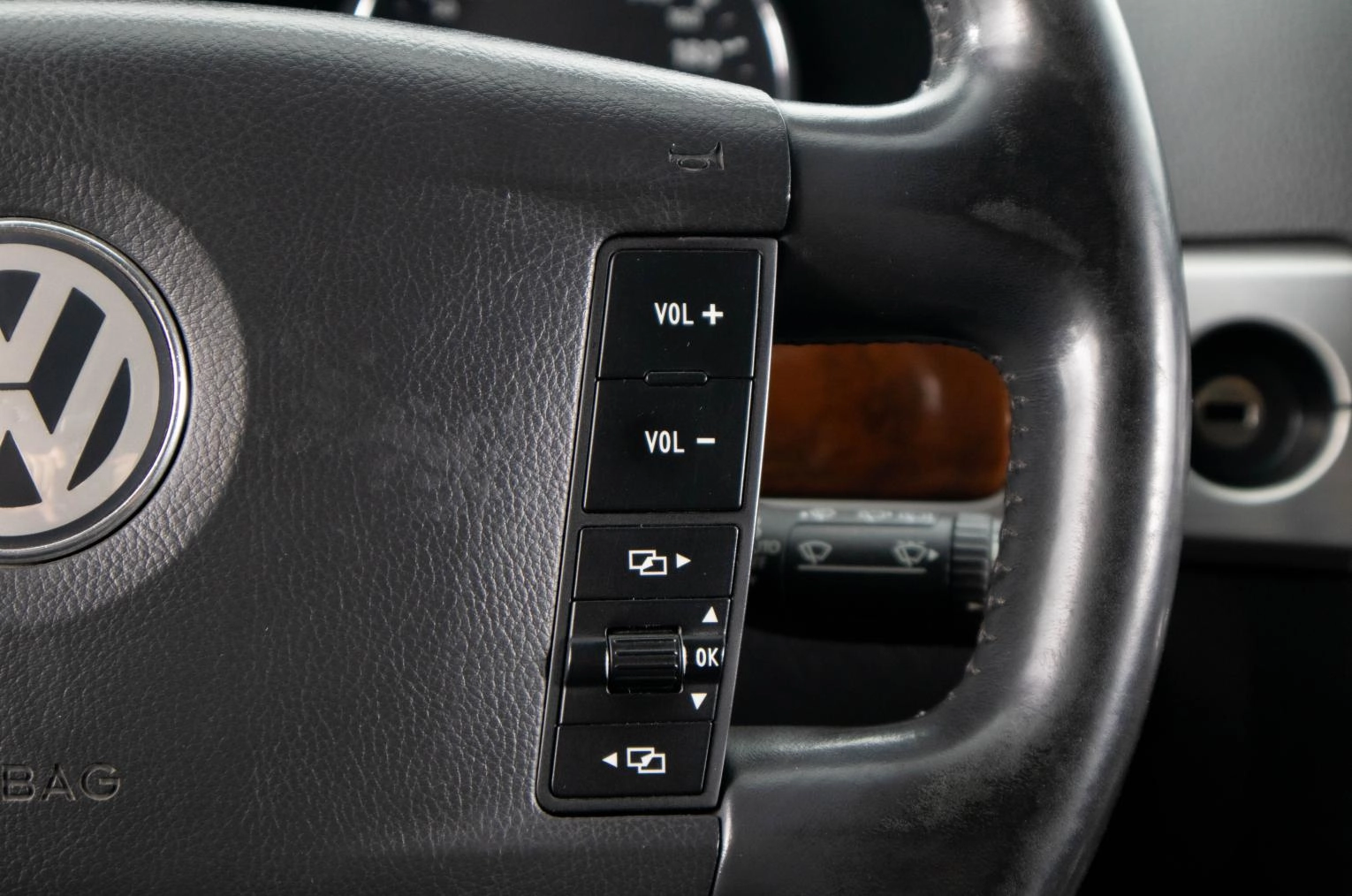Volkswagen Touareg 18 из 30