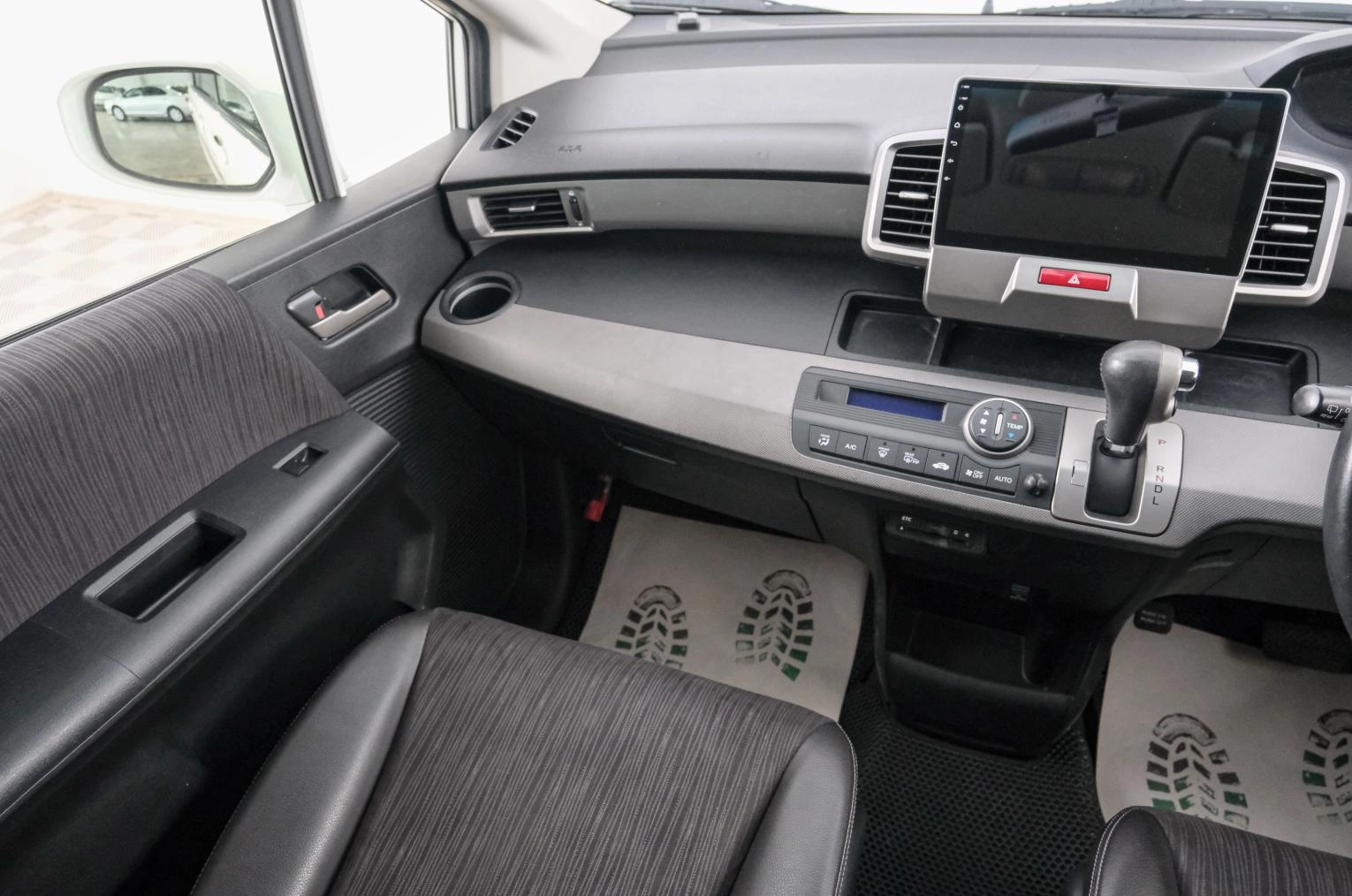 Honda Freed 11 из 20