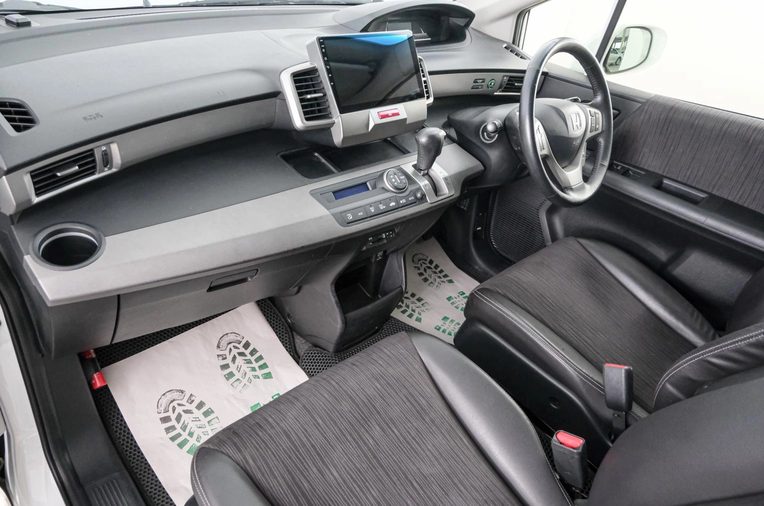 Honda Freed 12 из 20