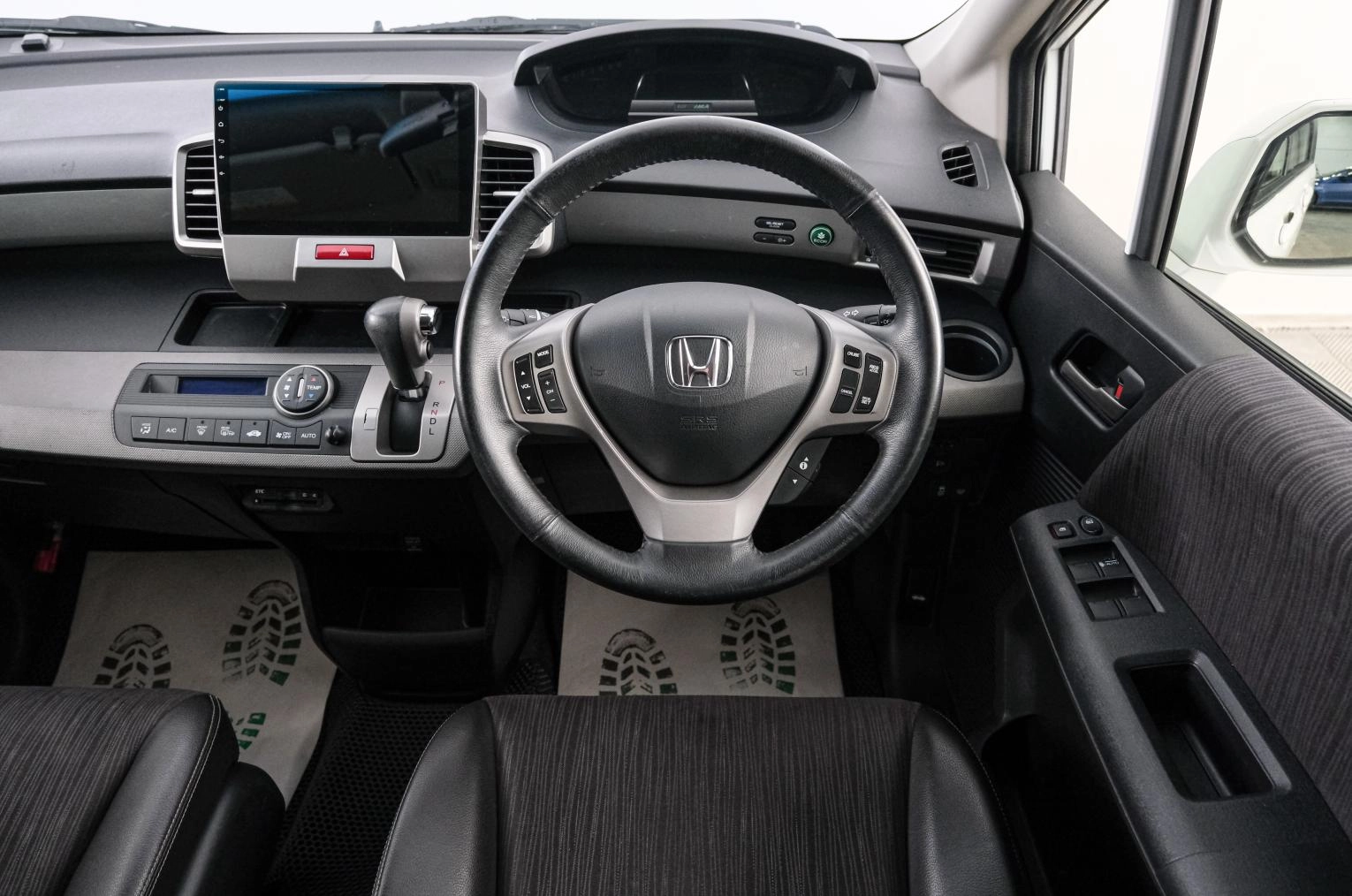 Honda Freed 14 из 20