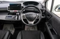 Honda Freed 14 из 20