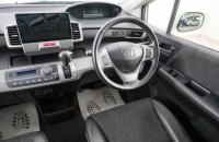 Honda Freed 9 из 20