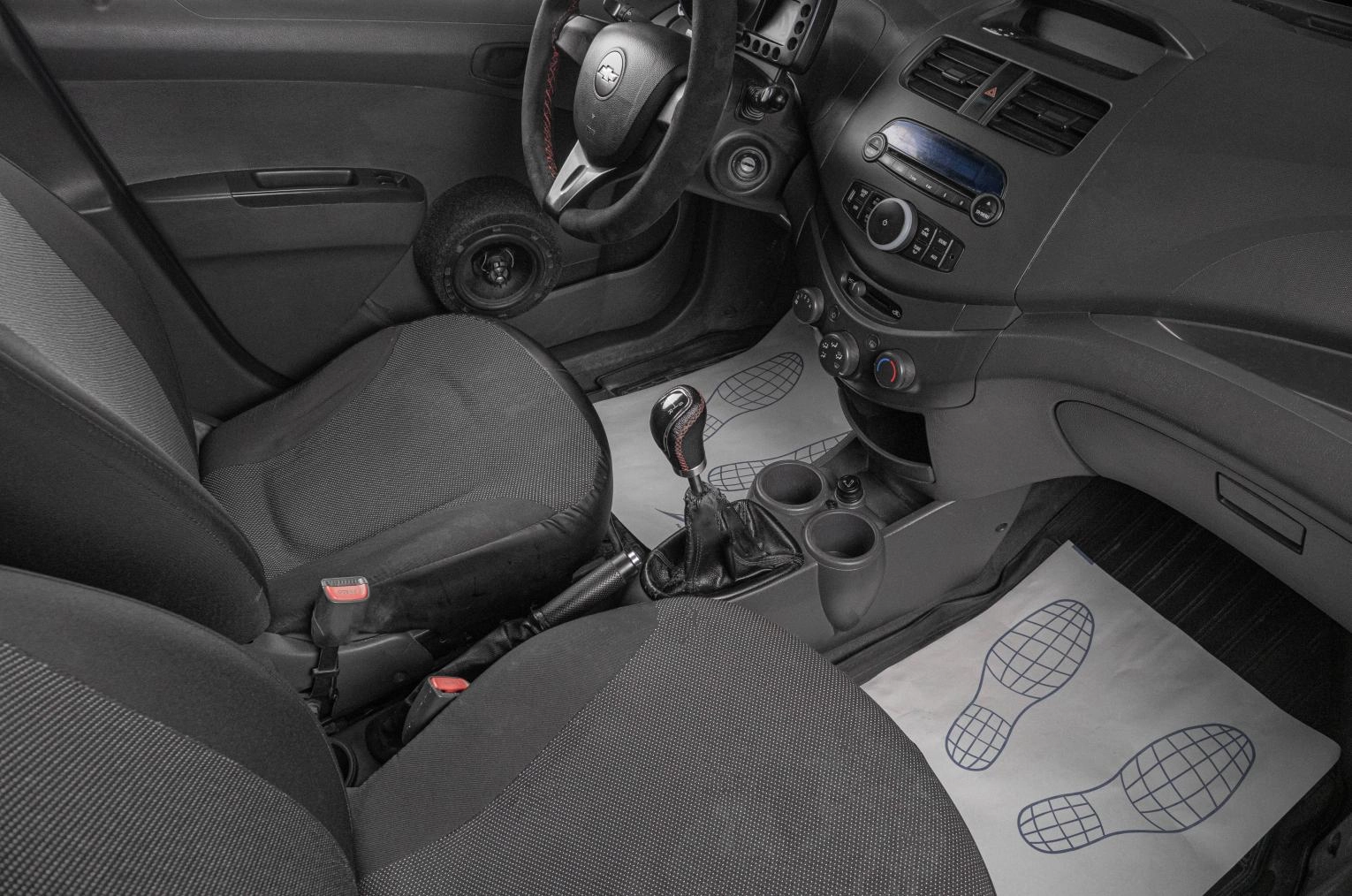 Chevrolet Spark 15 из 17