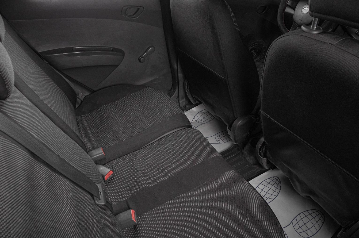 Chevrolet Spark 16 из 17