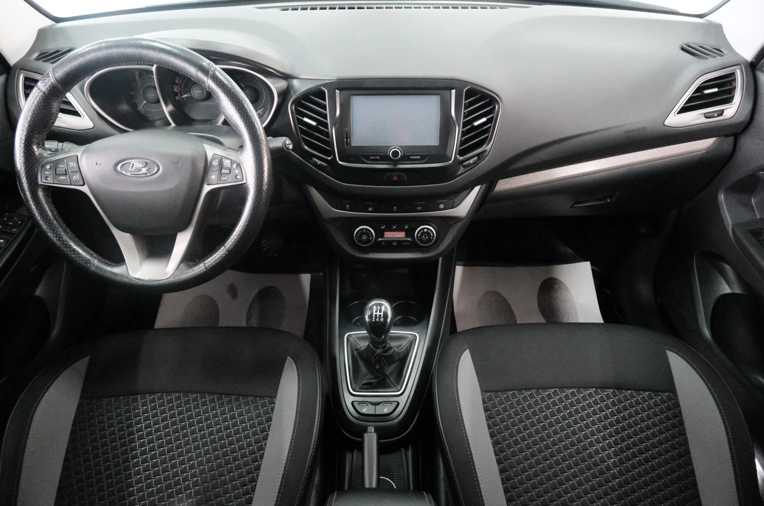 ВАЗ (LADA) Vesta 15 из 26