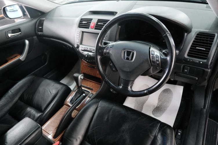 Honda Accord 11 из 24