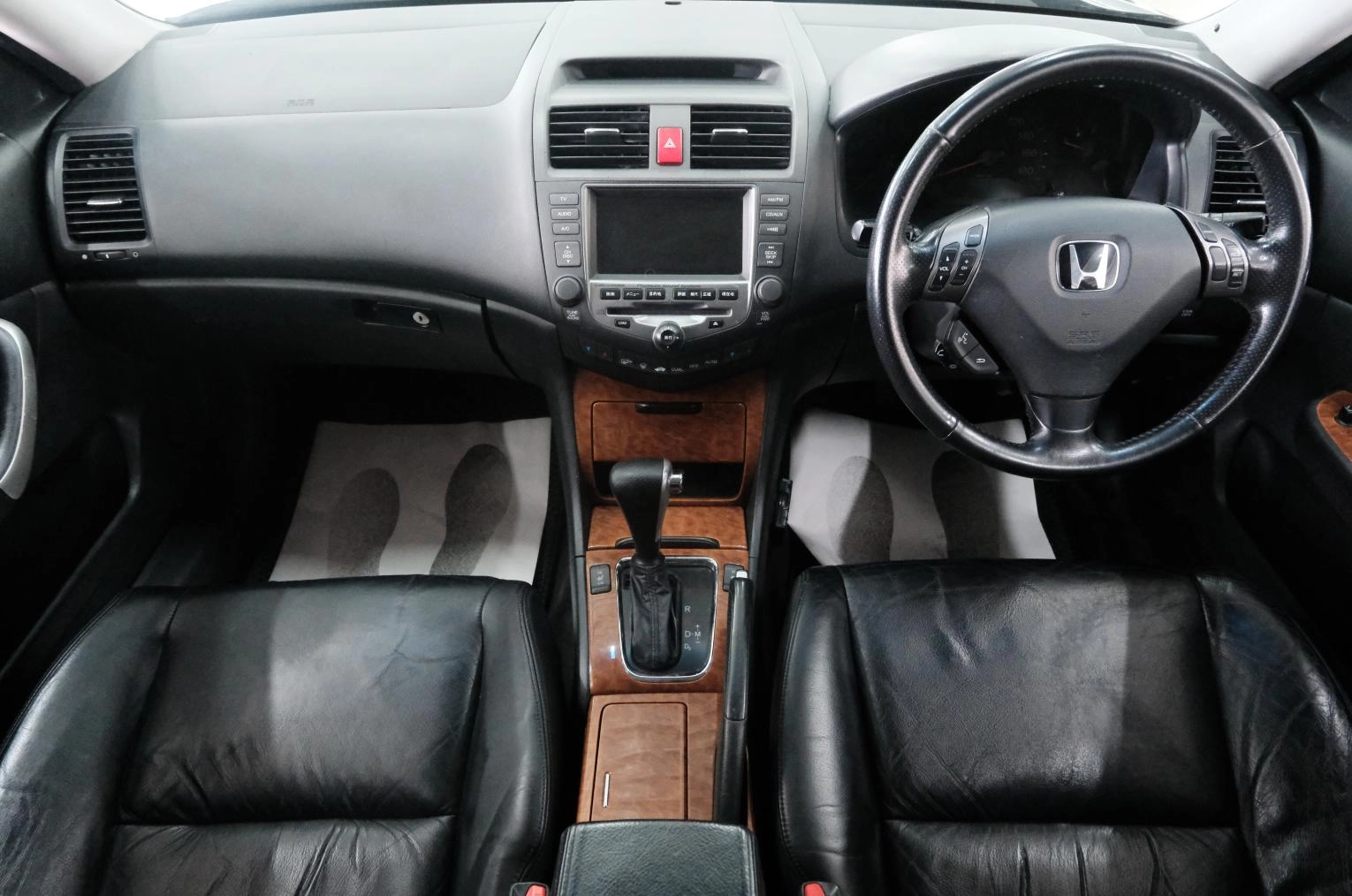 Honda Accord 16 из 24
