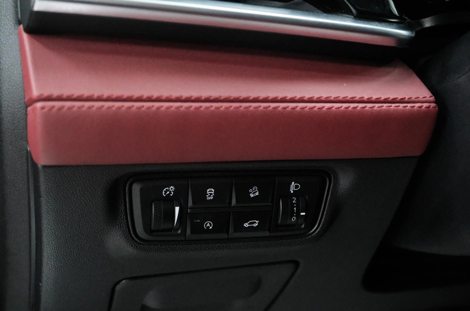 Changan CS85 10 из 27