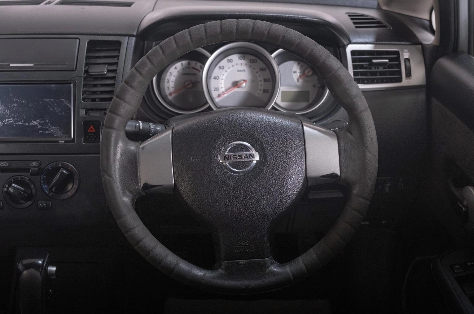Nissan Tiida Latio 11 из 19