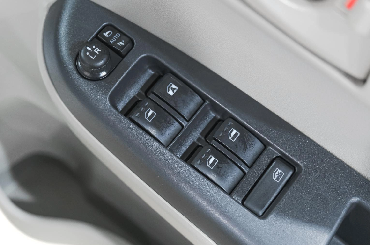 Daihatsu Boon 18 из 22