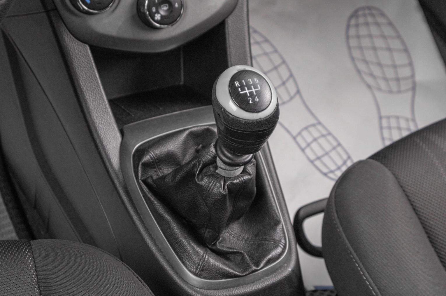 Chevrolet Aveo 13 из 18