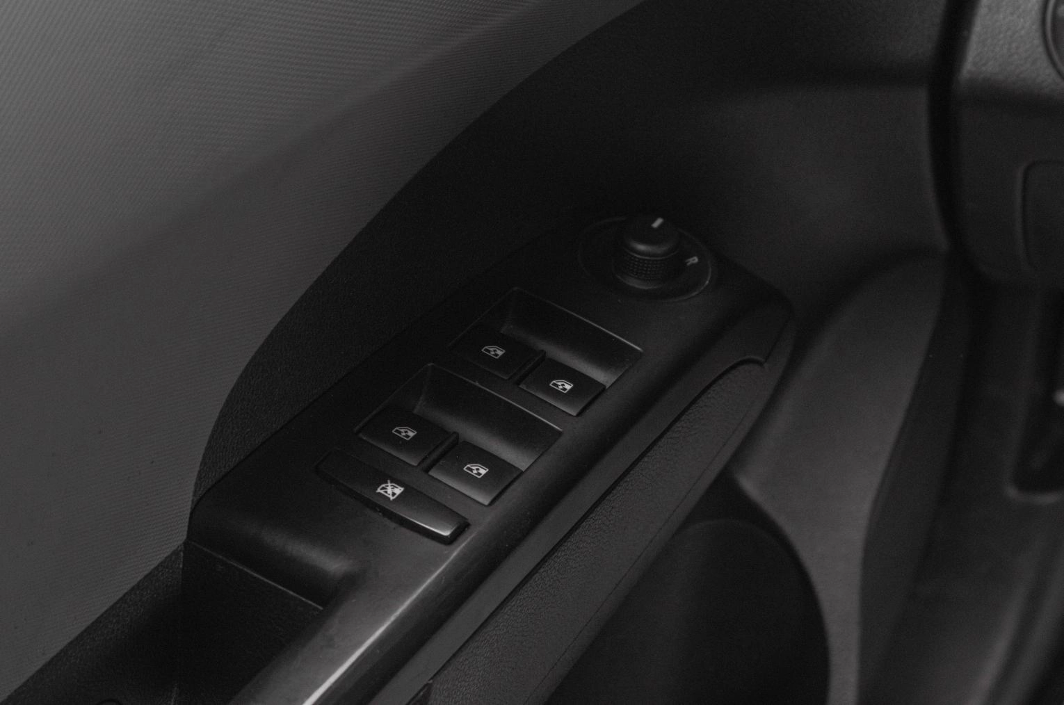 Chevrolet Aveo 9 из 18