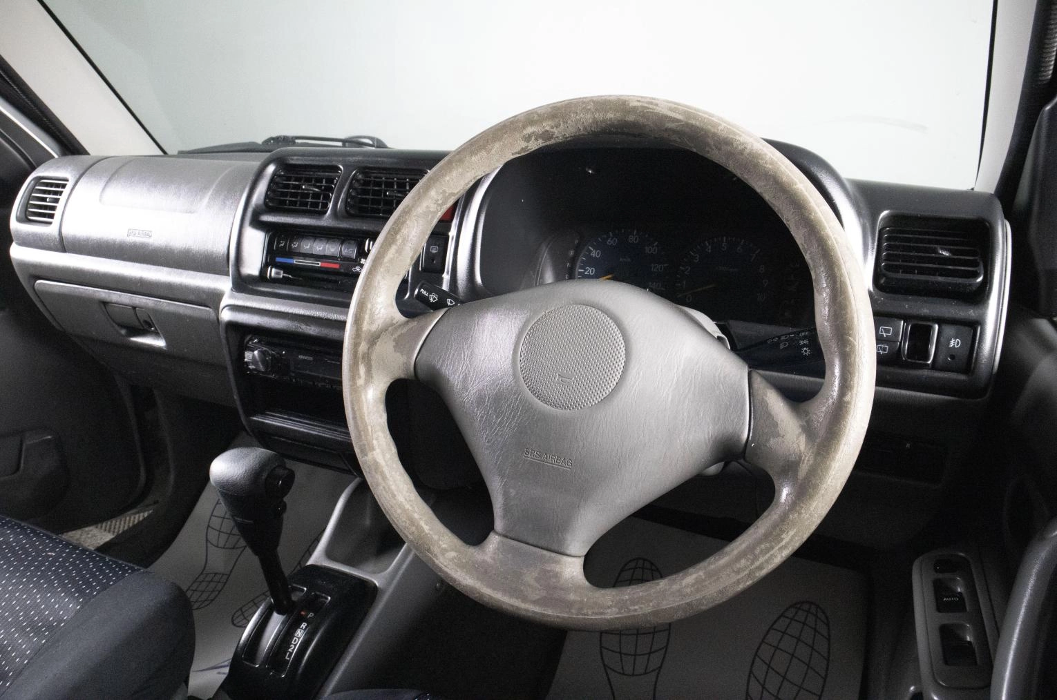 Suzuki Jimny 11 из 17