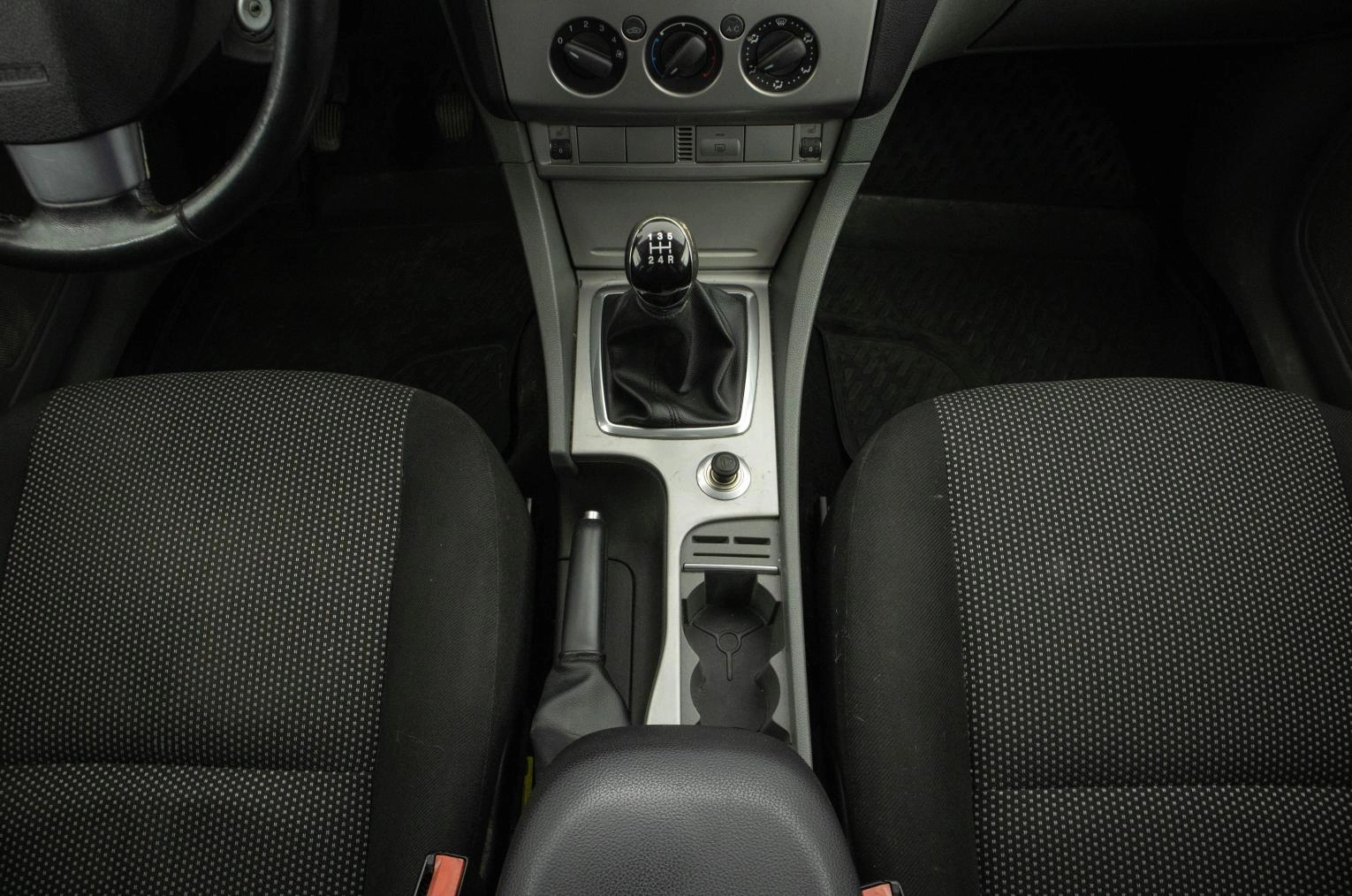 Ford Focus 17 из 21