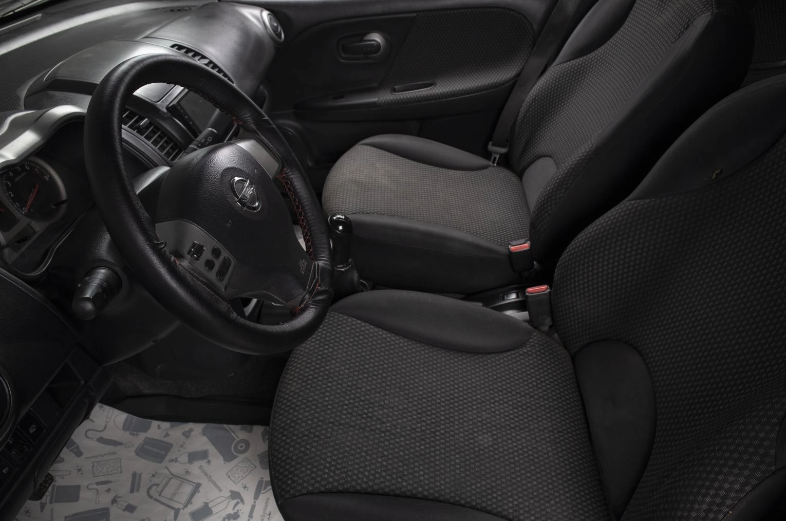 Nissan Note 13 из 17