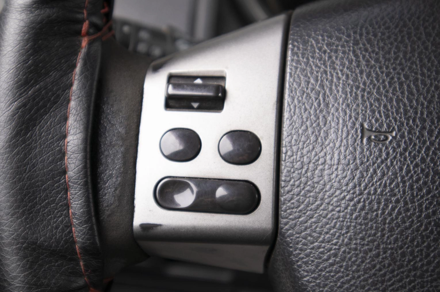 Nissan Note 9 из 17