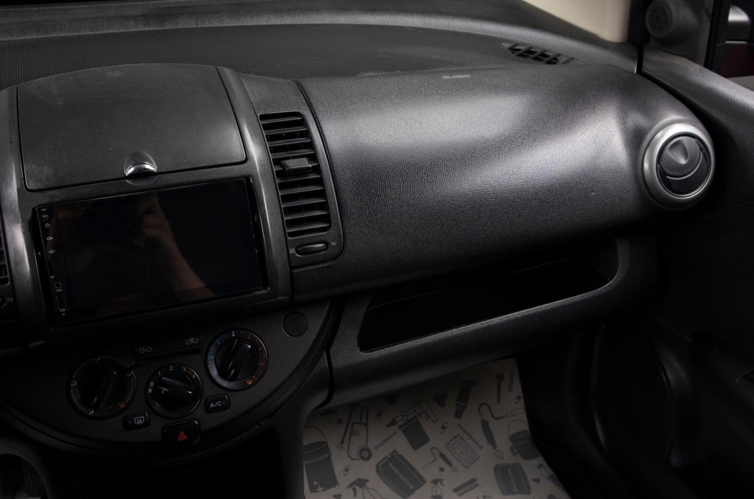 Nissan Note 2 из 17