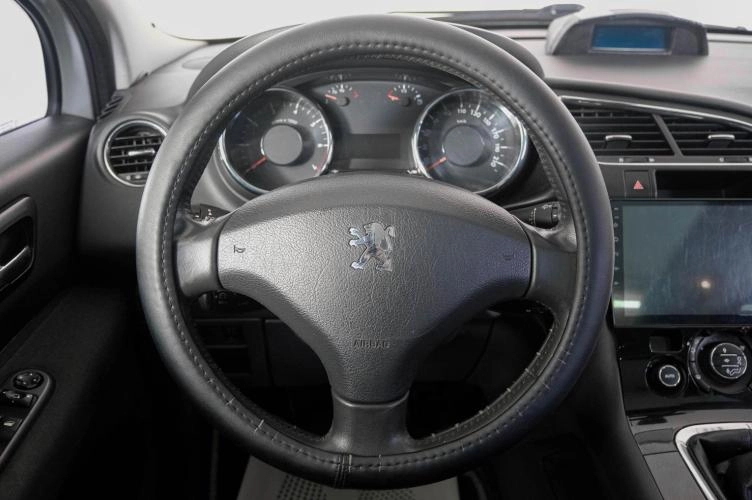 Peugeot 3008 15 из 24