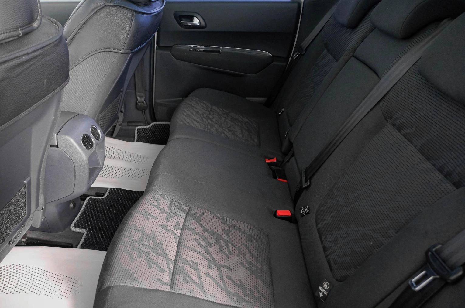 Peugeot 3008 9 из 24