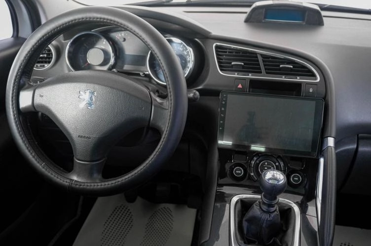 Peugeot 3008 12 из 24