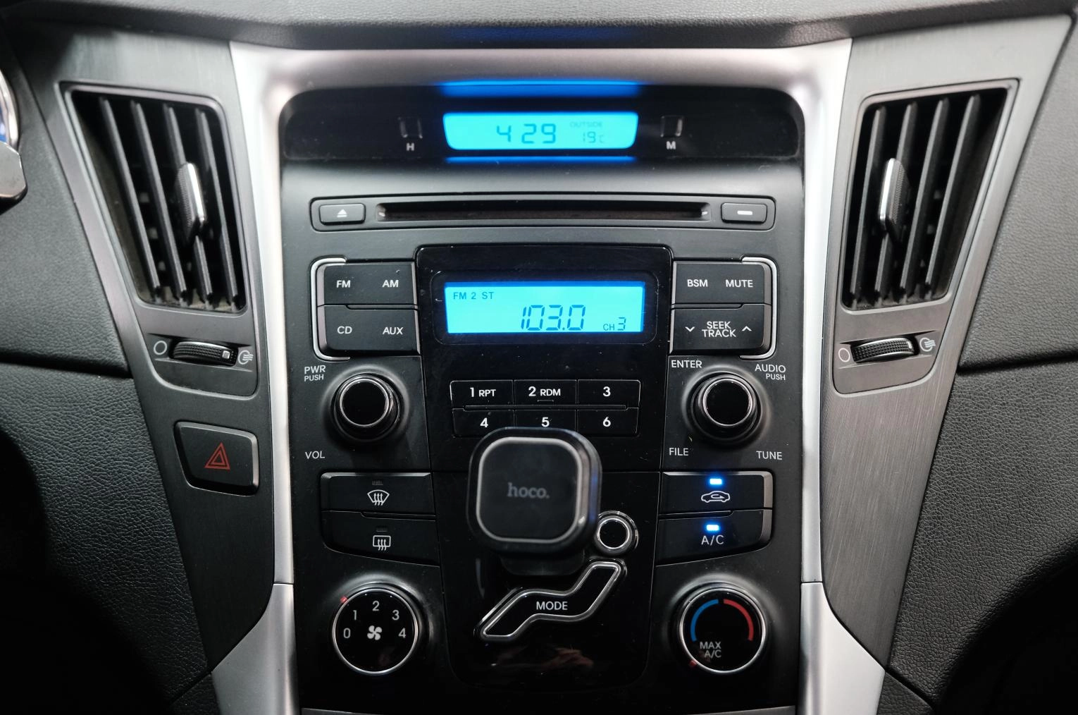 Hyundai Sonata 16 из 24