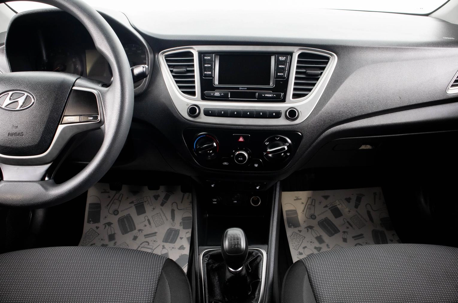 Hyundai Solaris 18 из 26