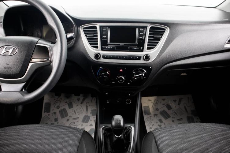 Hyundai Solaris 18 из 26