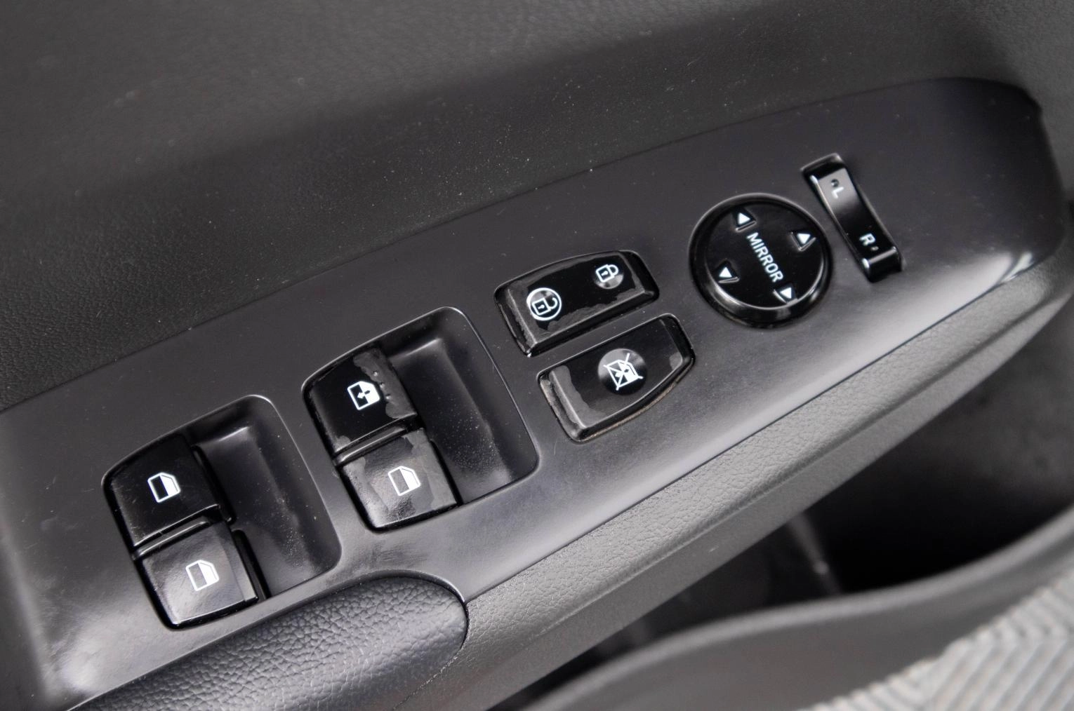 Hyundai Solaris 12 из 26