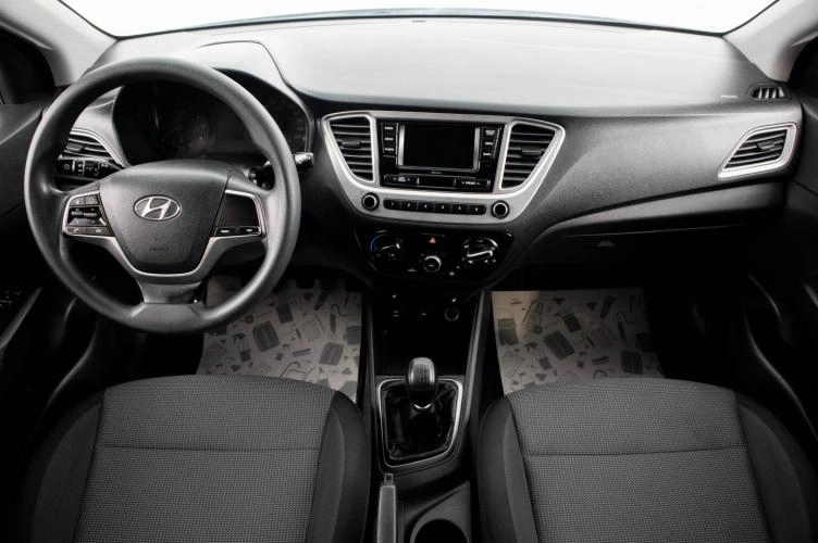 Hyundai Solaris 10 из 26