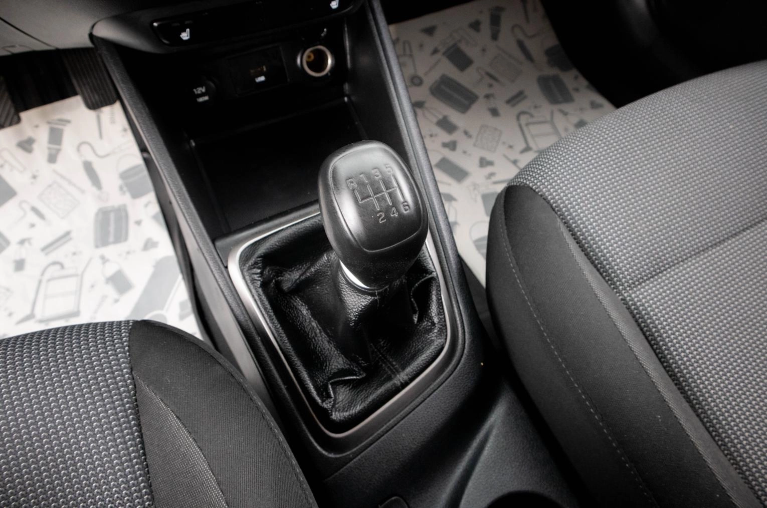 Hyundai Solaris 21 из 26