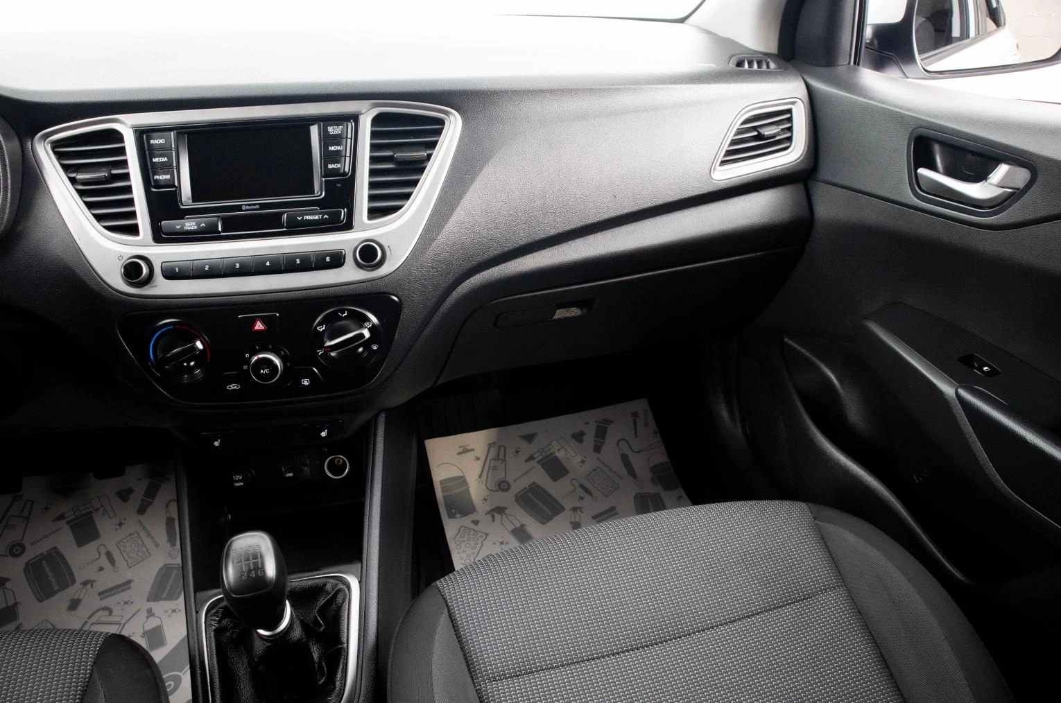 Hyundai Solaris 22 из 26