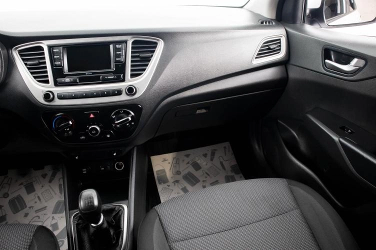 Hyundai Solaris 22 из 26